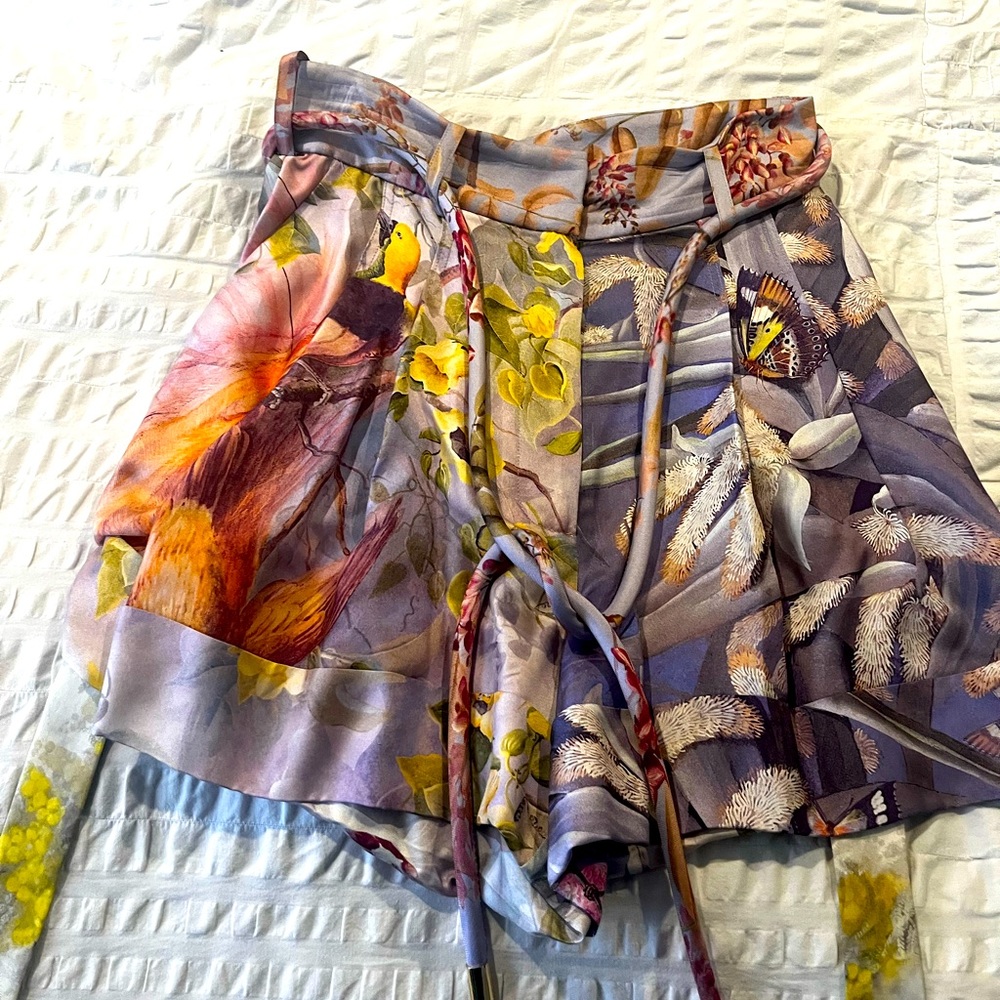 ZIMMERMANN
Botanica Pleated Silk Print Shorts